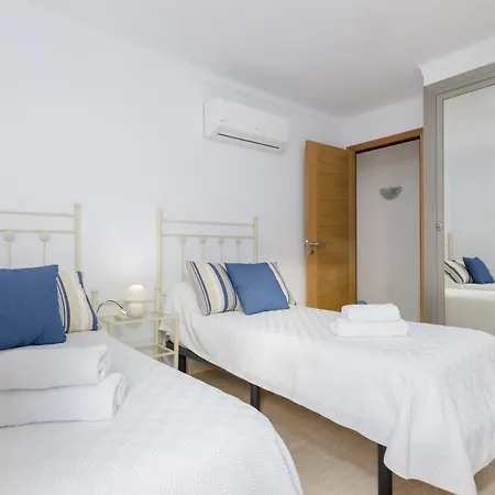 Yourhouse Roses 9 * Port d'Alcúdia