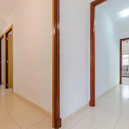 Yourhouse Roses 9 Apartamento *
