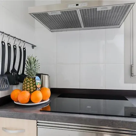 Yourhouse Roses 9 Apartamento *