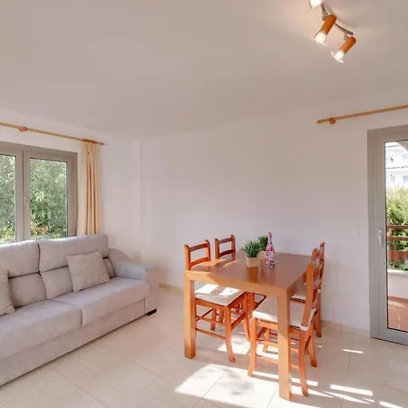 Yourhouse Roses 9 * Puerto de Alcúdia